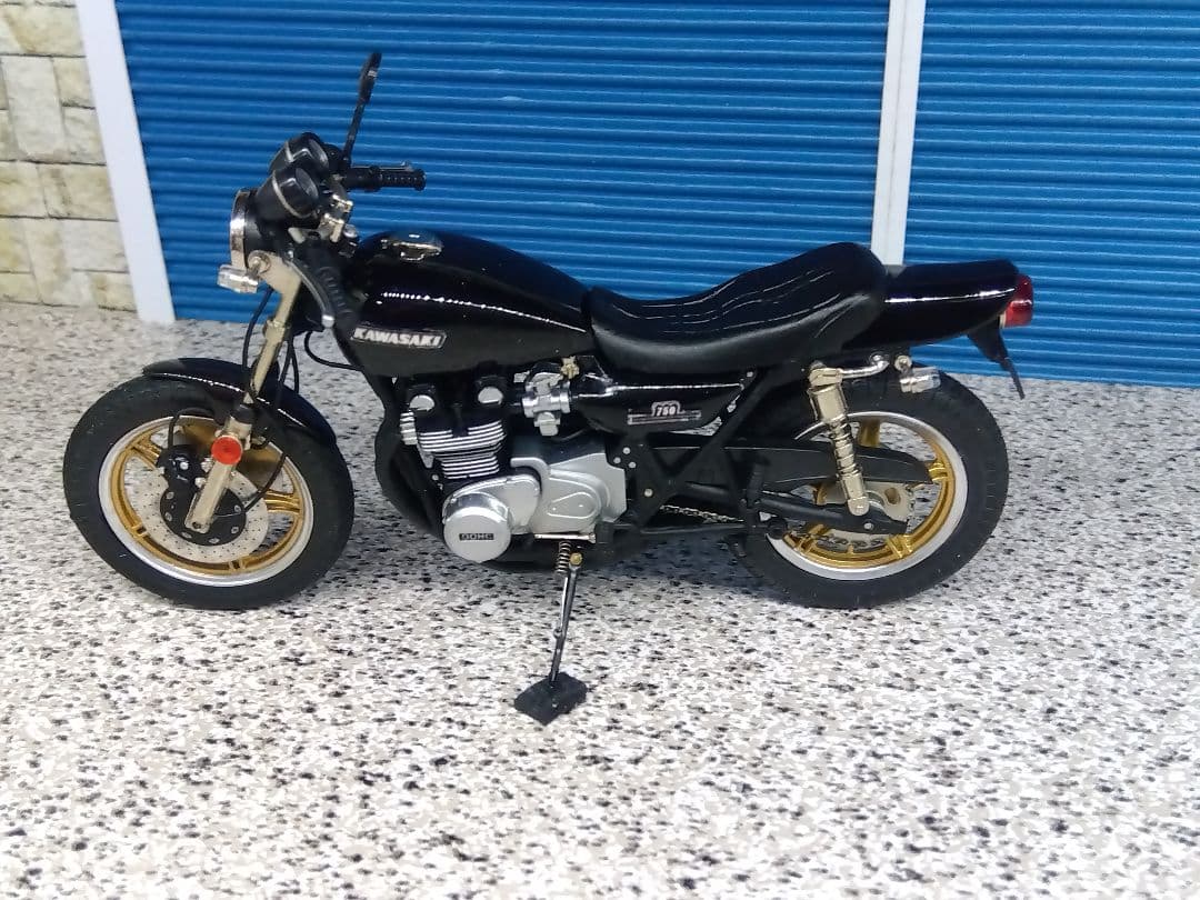 1/18ミニカー マルサン鉄馬プロジェクト カワサキ 750RS ZⅡ カスタム