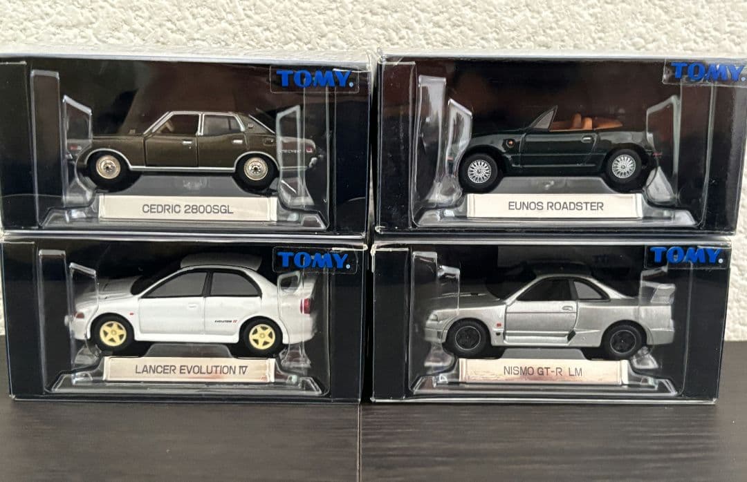 トミカリミテッド32台セット