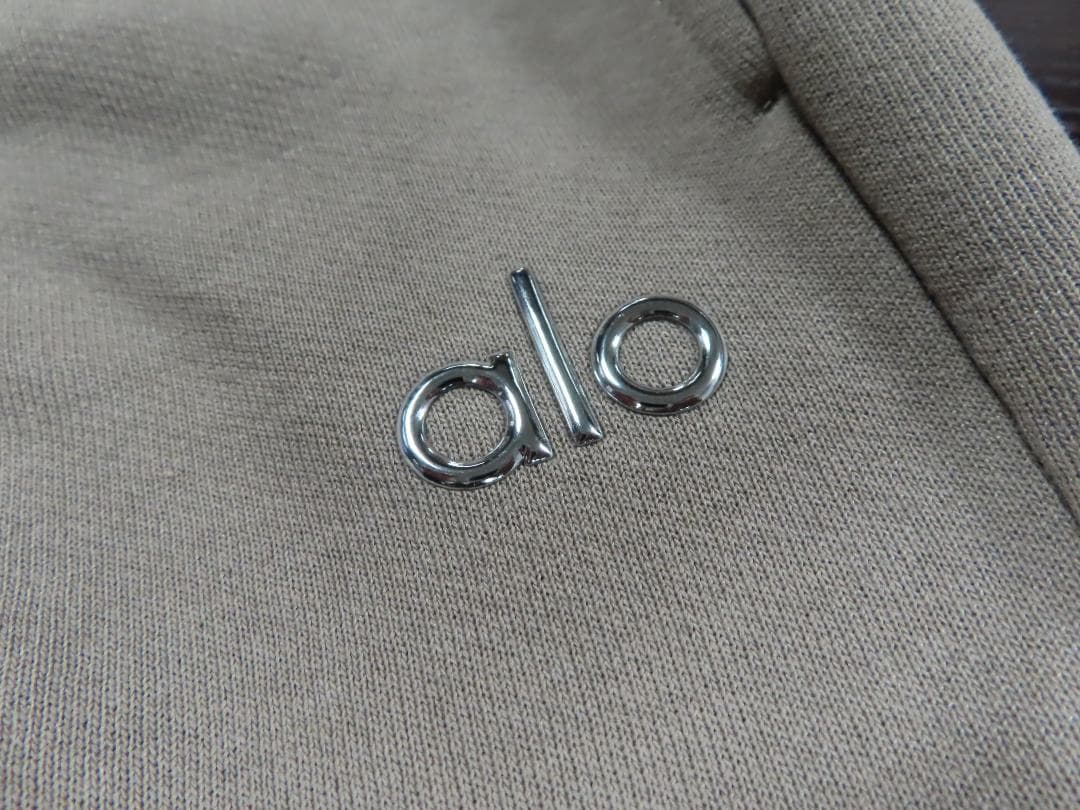 未使用 正規aloyoga Accolade ストレートレッグ スウェットパンツ