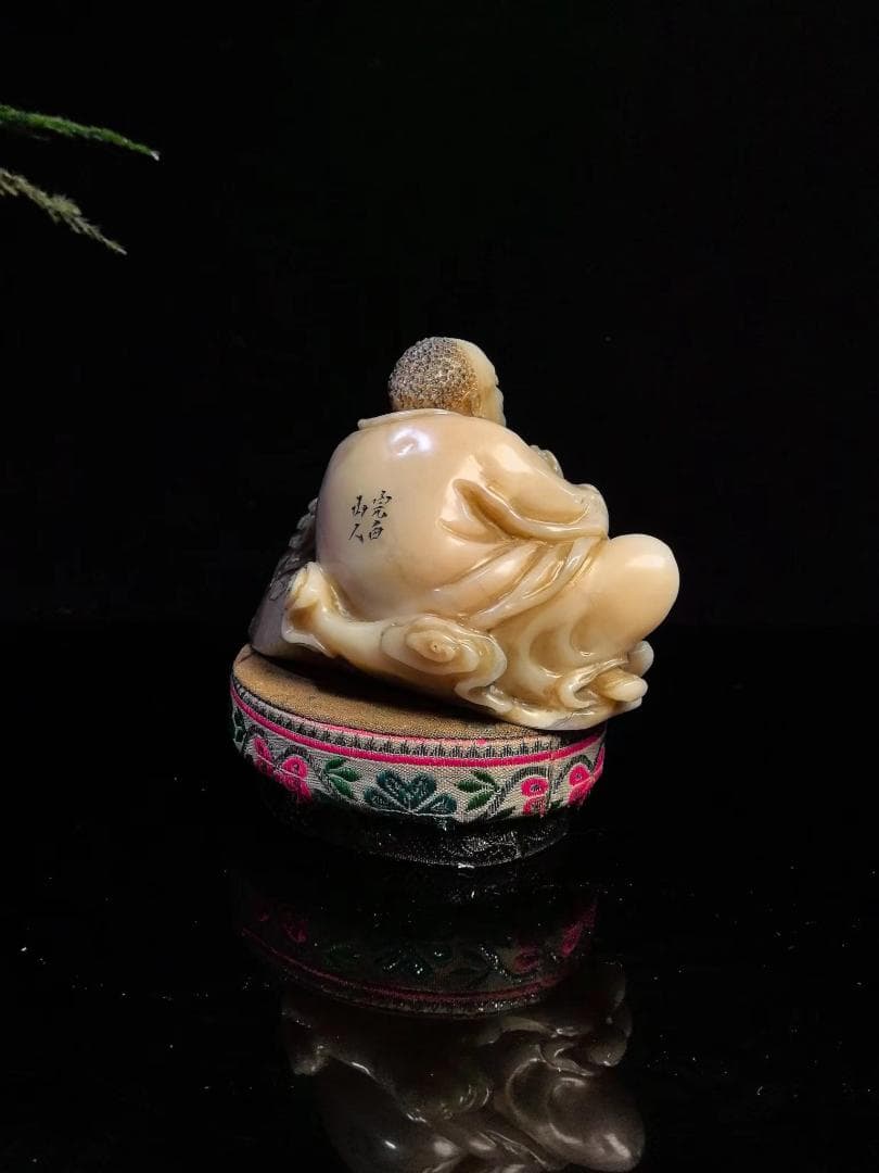 中国古美術・ 降龍羅漢・寿山石極品水晶銀田黄の印鑑・摆件・文房具・置物・賞物・書