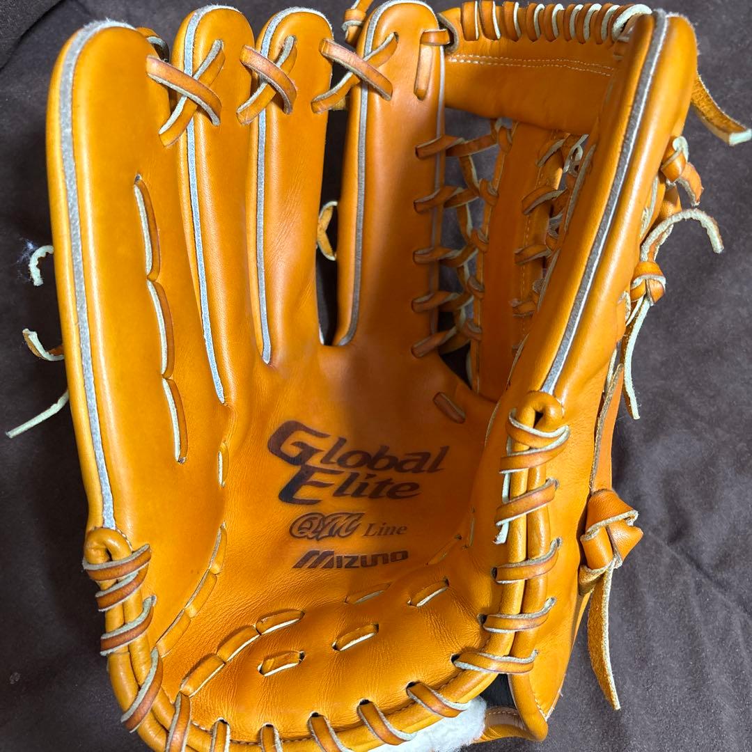 ミズノ グローバルエリート 軟式 外野手用グローブ　左投げ
