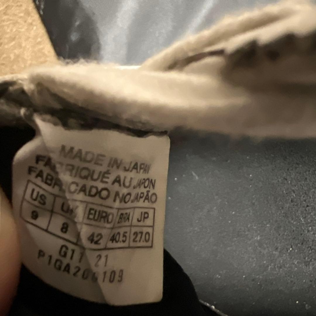 ミズノ　モレリア2 27㎝