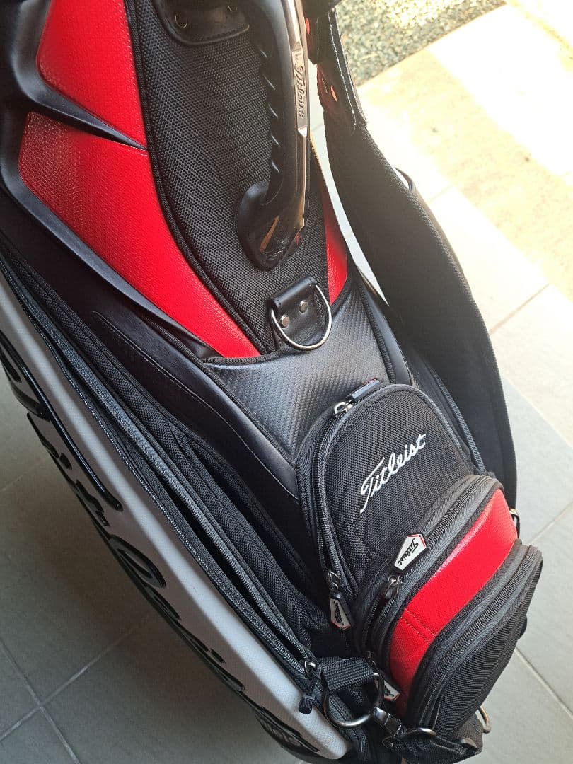 ド迫力　日本未発売　タイトリスト　USA限定　キャディバッグ　三点式