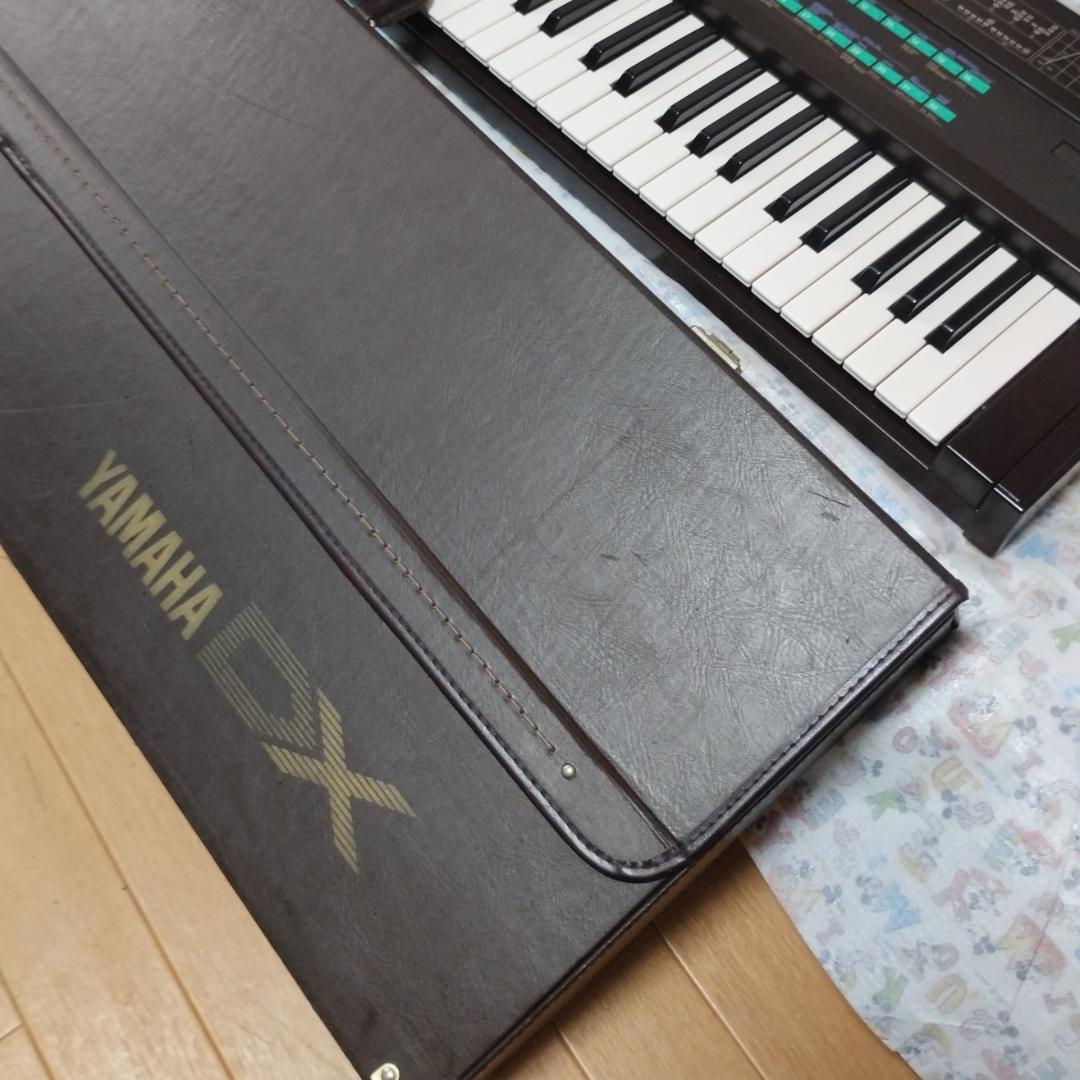 YAMAHA「 DX7 」 FM音源搭載デジタルシンセサイザー
