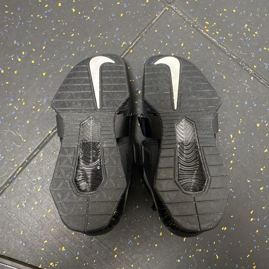 ♻️美品♻️Nikeロマレオス4♻️ウェイトリフティングシューズ♻️M8/ 26㎝