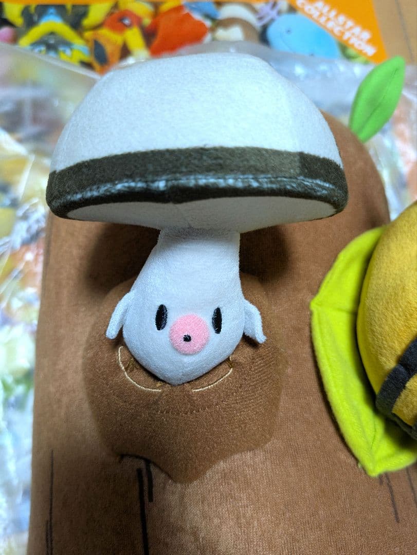 ポケモン デデンネおねむりクッション ぎゅーっときのみ