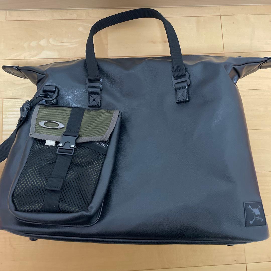 Oakley ブラックトートバッグ 大型