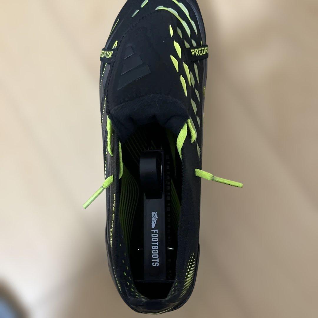 adidas Predator サッカーシューズ スパイク