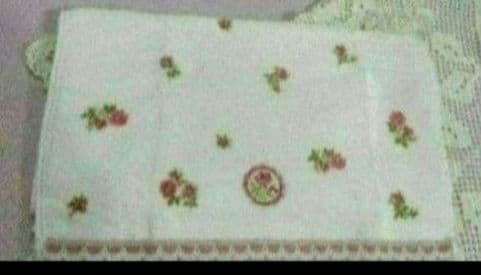 1761:ご成約予定品♥薔薇・イマン好き!　薔薇のフェイスタオル　新品・未使用