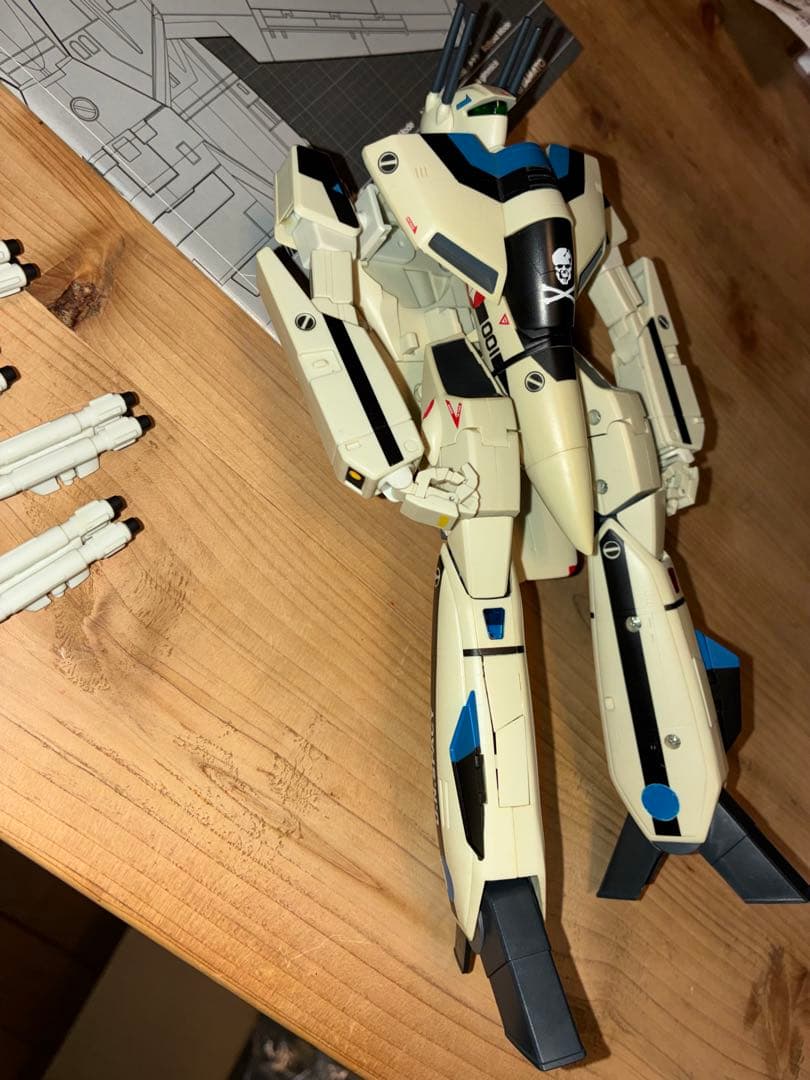 ミ*ン様 【やまと1/60】完全変形VF-1Sマックス機　vf-1バルキリーマク