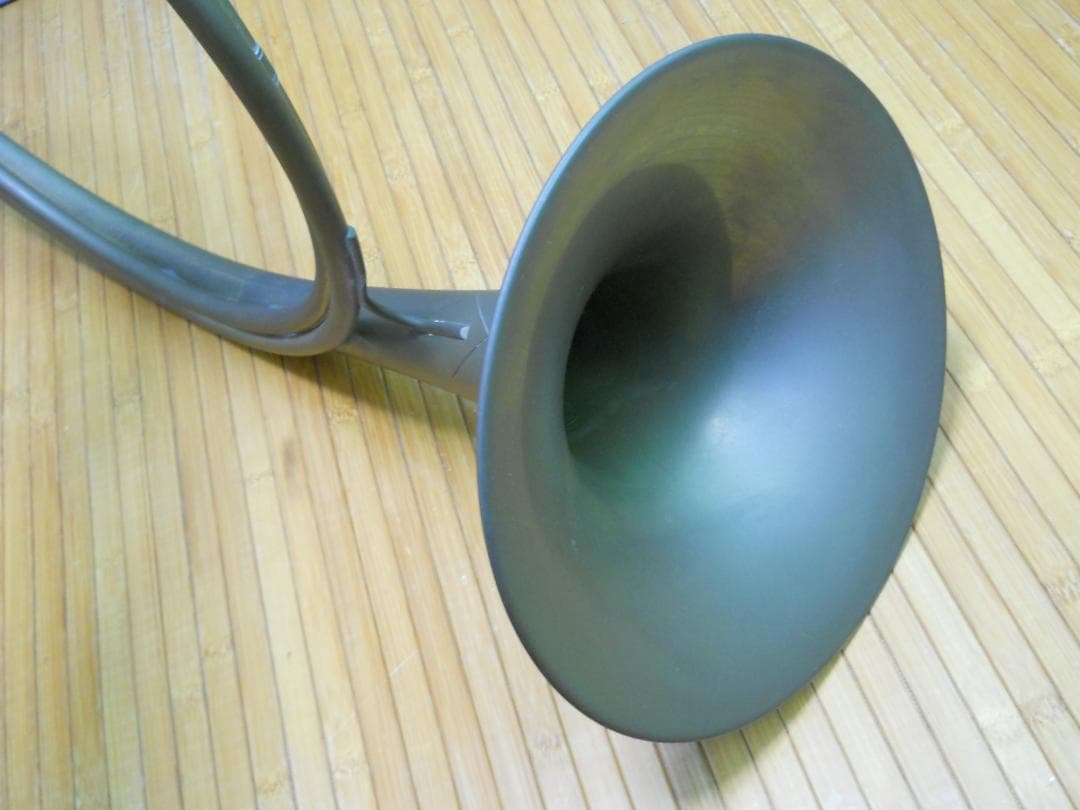 ハンティングホルン　iｎEb　（アンテーク＆演奏可能）