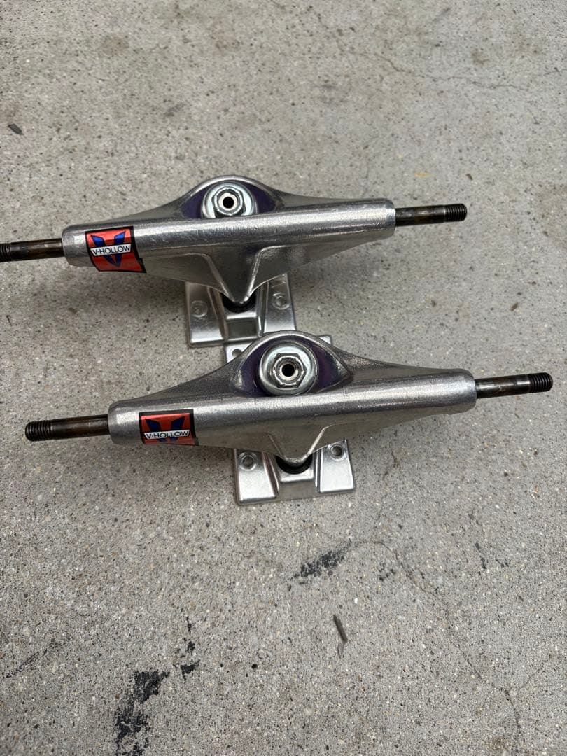 ベンチャー venture V Hollow トラック