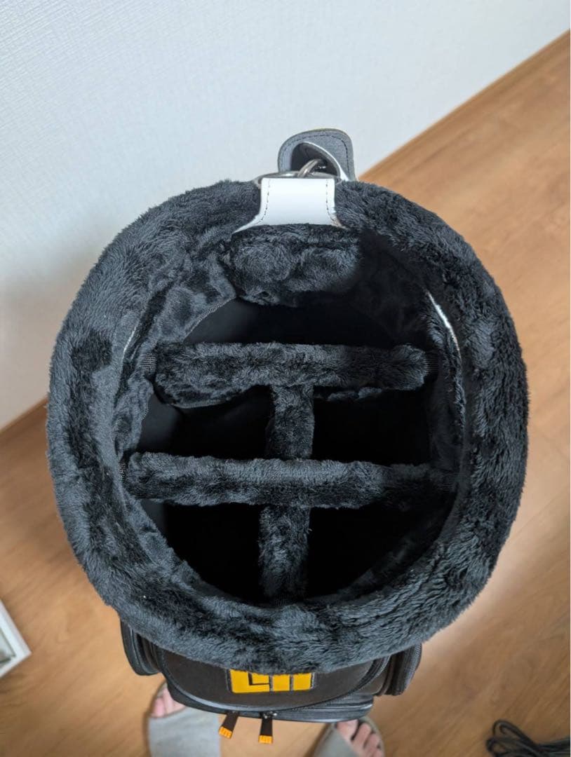 LoudMouth キャディバッグ ブラック/ホワイト 9型