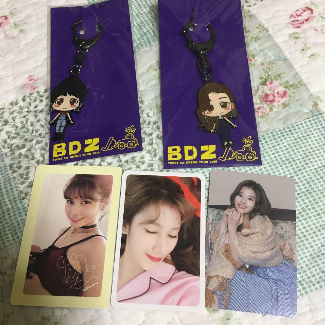 TWICE 公式 グッズ