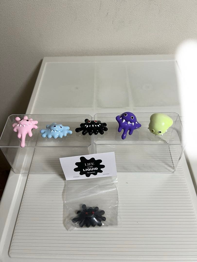 インスティンクトイ　LIFE with LIQUID、ピンク、水色