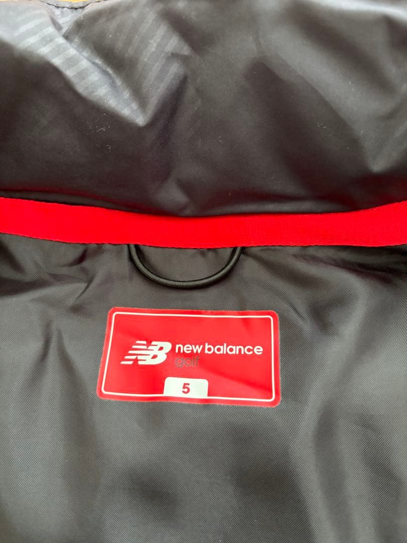 フード付き ダウンジャケット（袖脱着式）