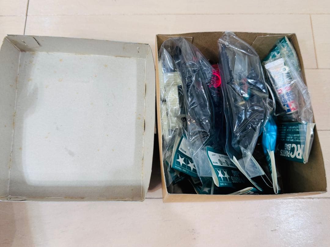 【未組立】ニッサン　プリメーラ　タミヤ　1/10