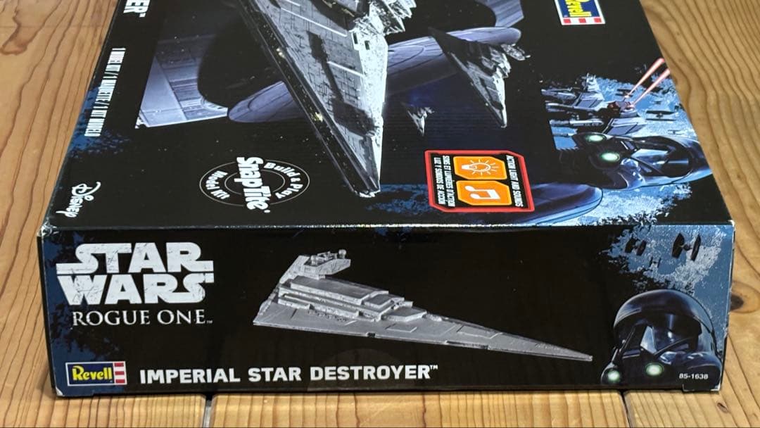 レベル　スターウォーズ　スターデストロイヤー　ローグワン　Revell