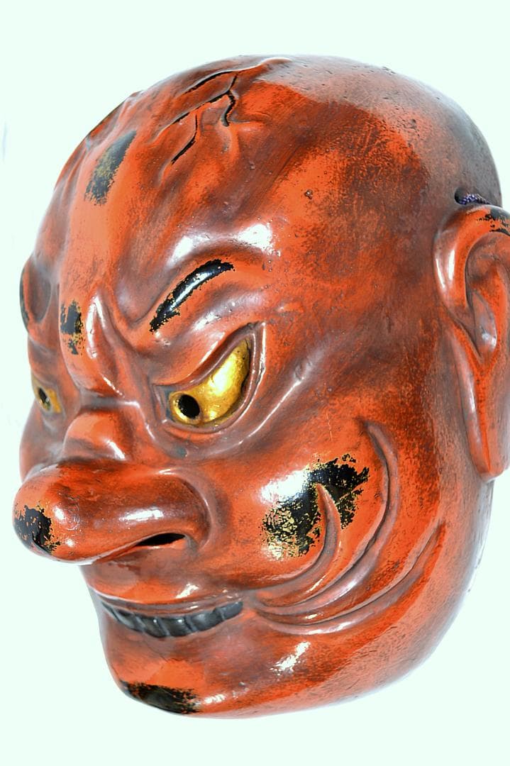 大金剛面 赤色と黒色の工芸品