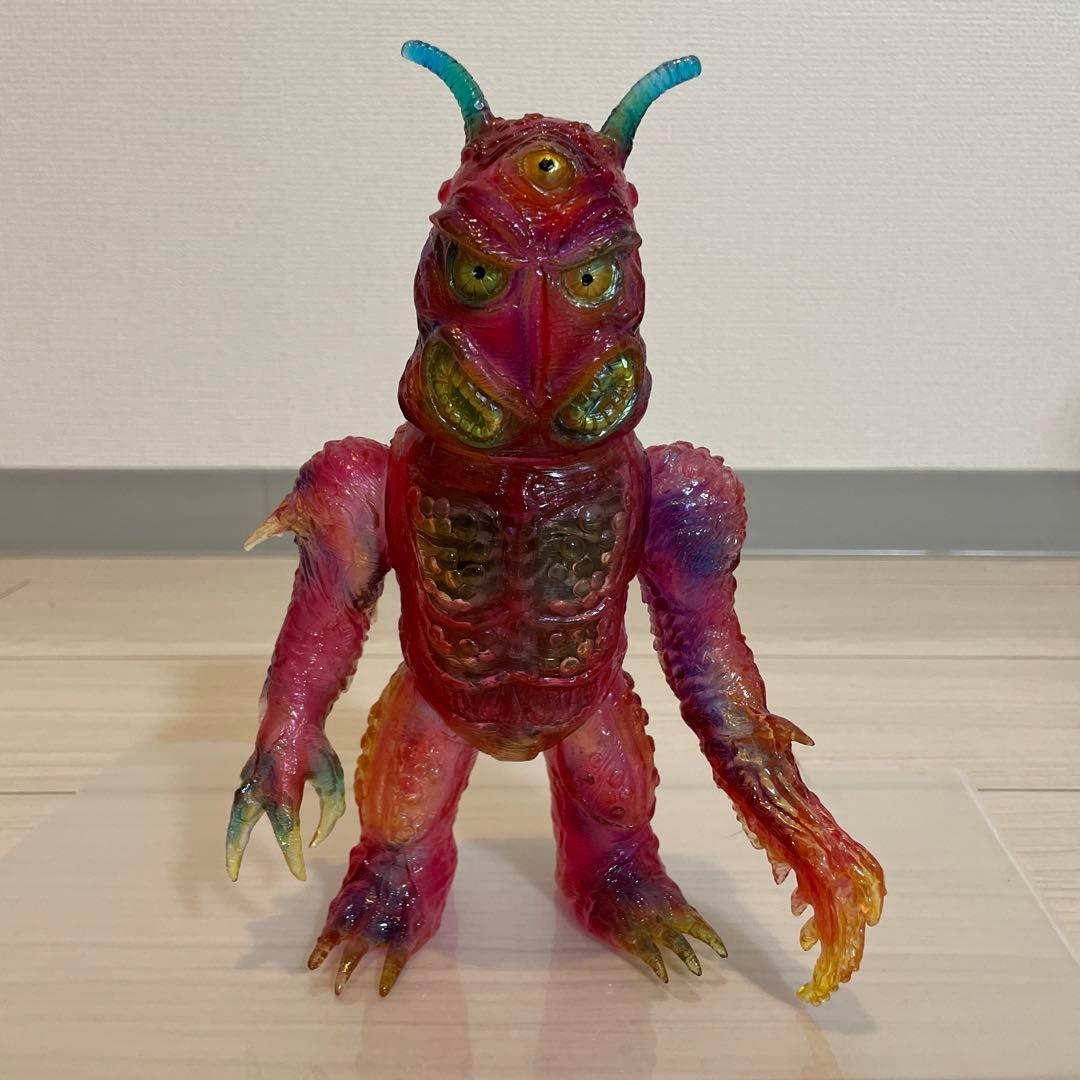 スカルヘッドバット　マーミット　ソフビ　クリア　内臓　蓄光