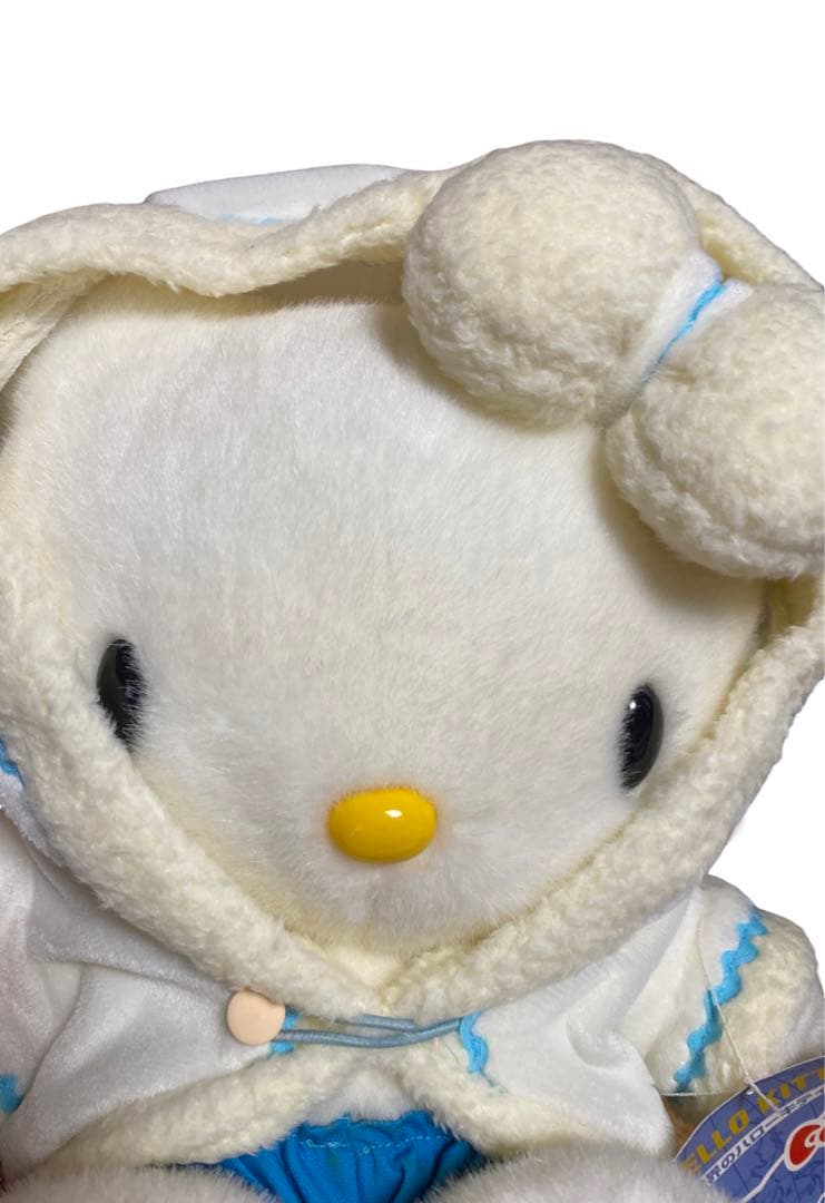新品タグ付き　ハローキティ 世界のハローキティぬいぐるみ　サンリオ　カナダ