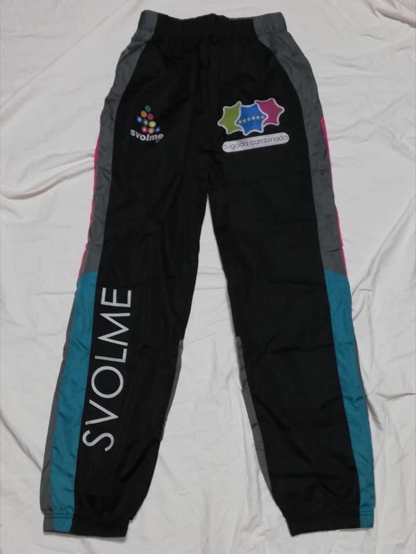 【匿名配送】【入手困難】ピステ上下　裏地メッシュ　グレー　黒　svolme