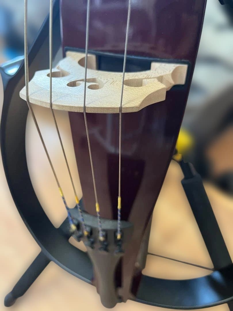 YAMAHA ヤマハ　SVC-110S サイレントチェロ　ケース　カーボン弓