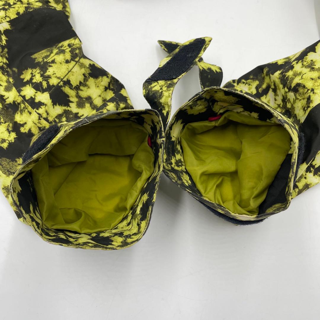 【超美品】バートン ak ゴアテックス ジャケット スノボウェア 花柄　S