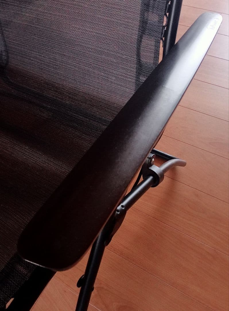 ♕ ラフマチェア