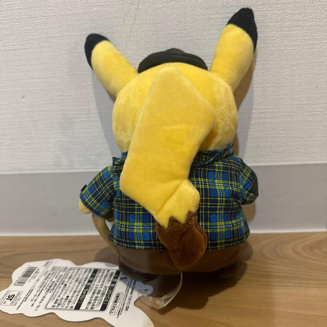 ポケモンセンター 紳士風のピカチュウ ぬいぐるみ