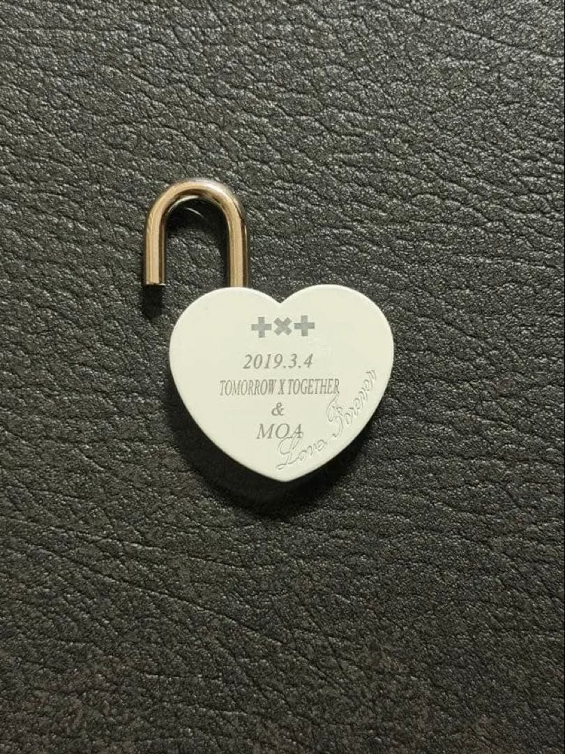 txt 梅田スカイビル 空中庭園 ハートロック　6点セット