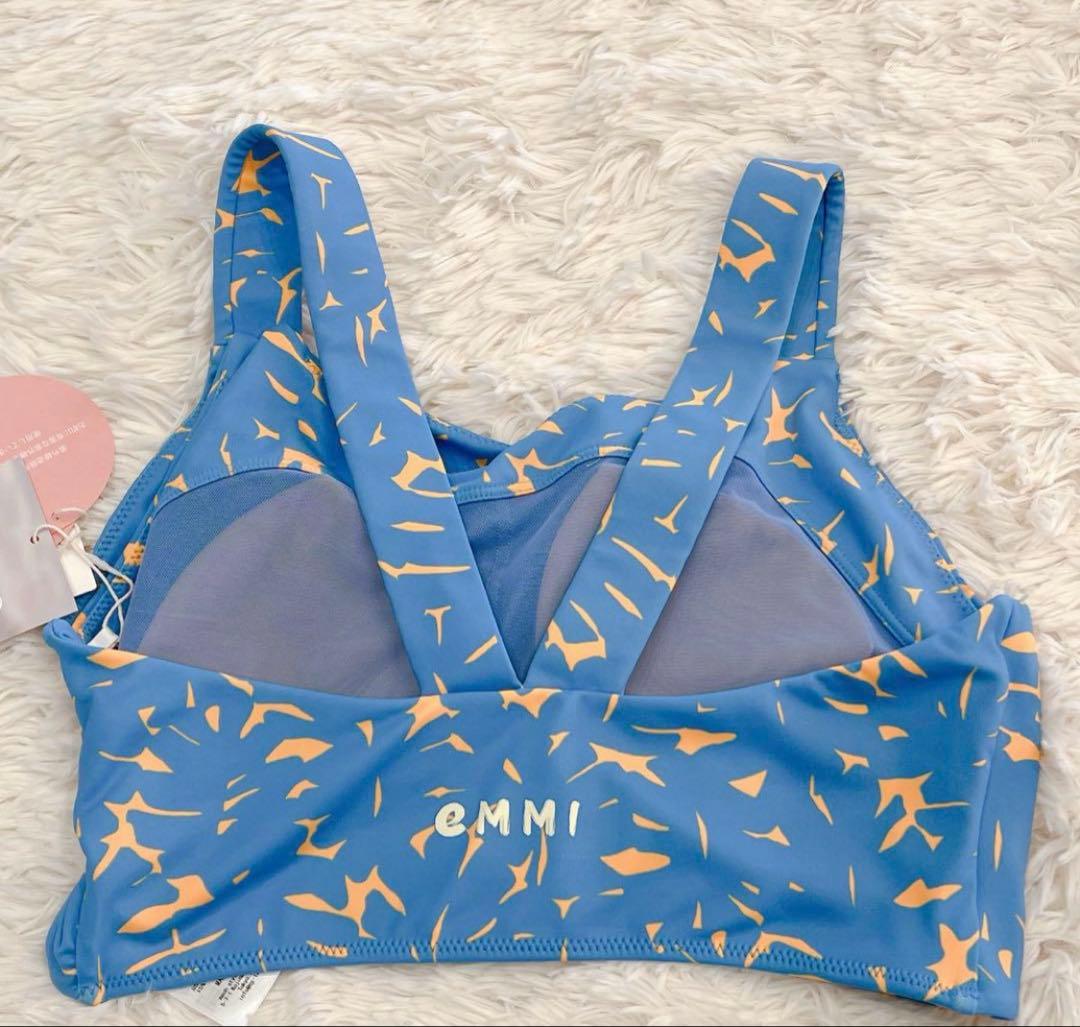 ⭐︎新品⭐︎emmi yoga エミヨガ　トップス&レギンス　9-11号　上下