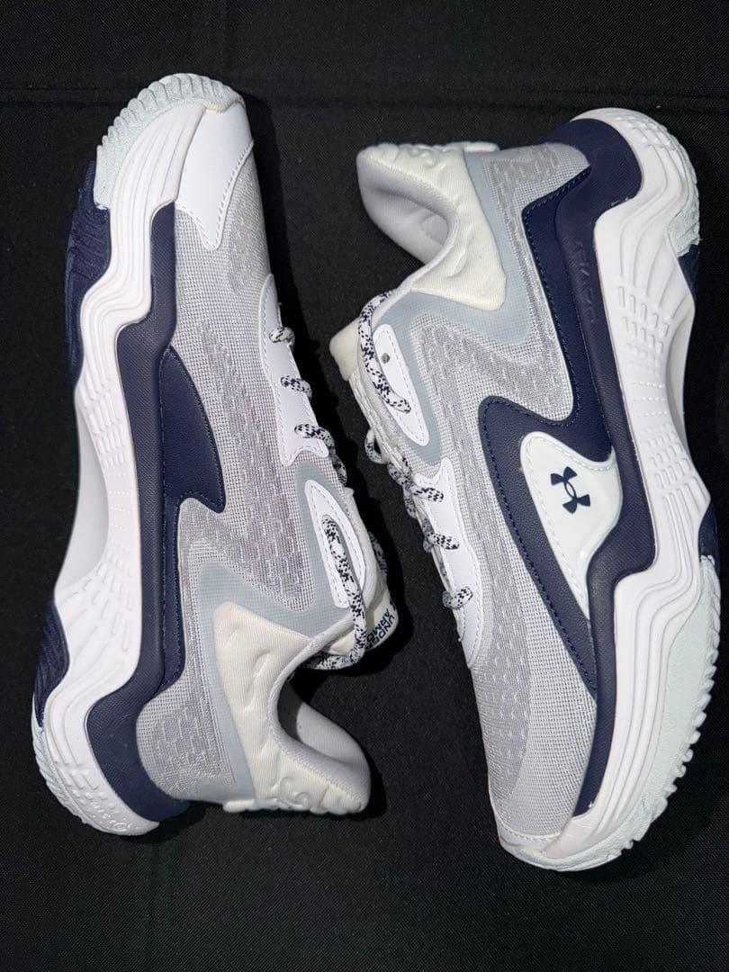 [ UNDER ARMOUR UAスポーン 7 ] 27.0cm