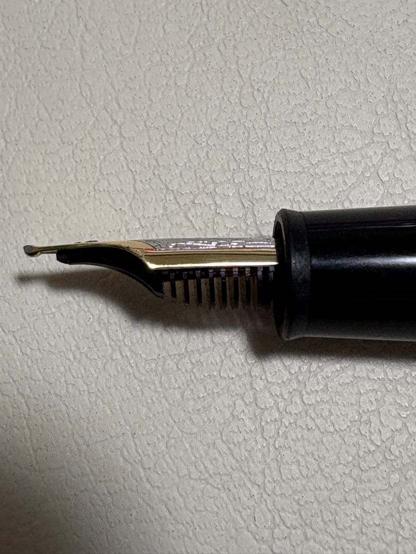 MONTBLANC マイスターシュテュック 4810 14k 585