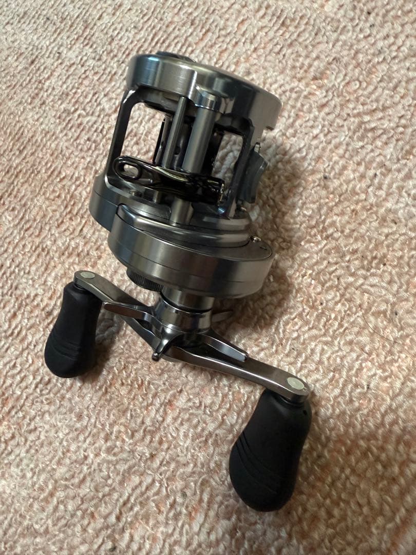 【美品】20カルカッタコンクエスト 200HG +下町スプールAspec