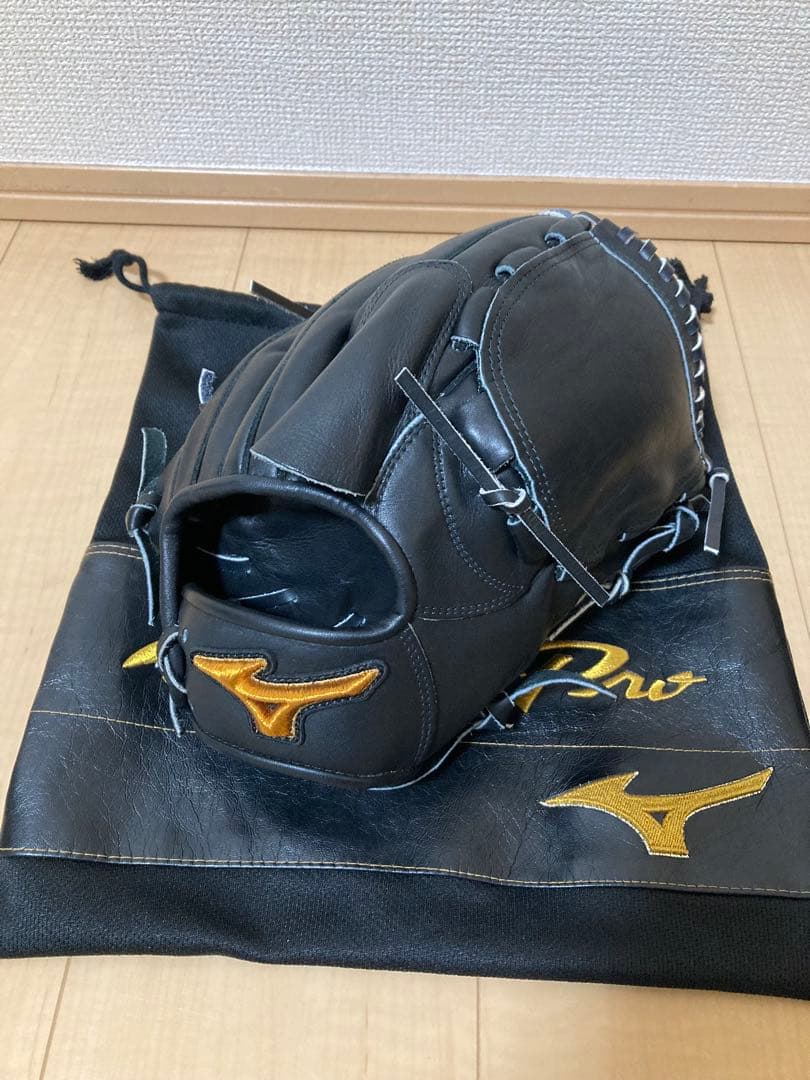 ミズノプロ 軟式グローブ 黒　投手用