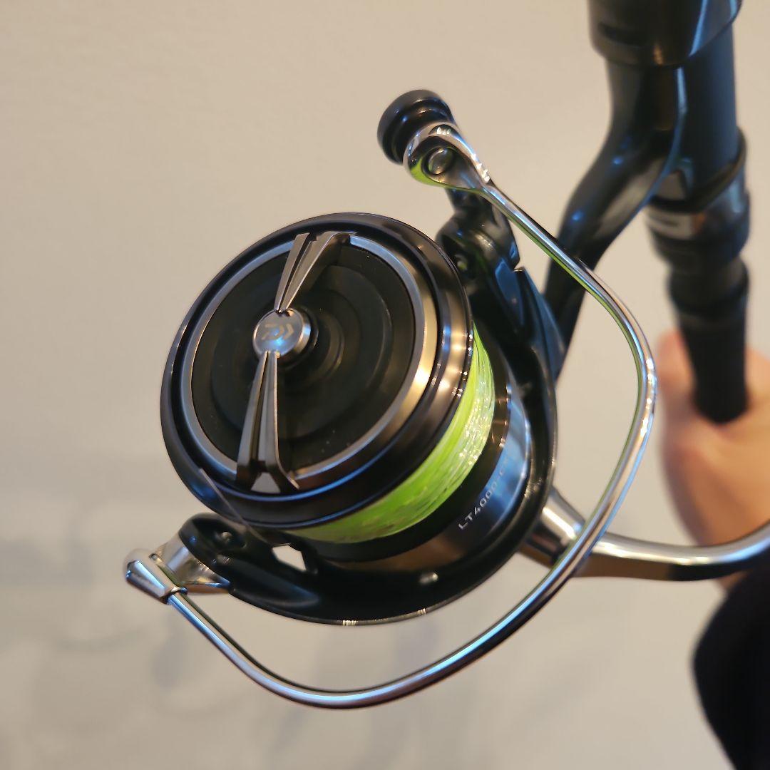 美品 ダイワ セルテート4000-C 予備スプール、カスタムハンドル、ライン付属