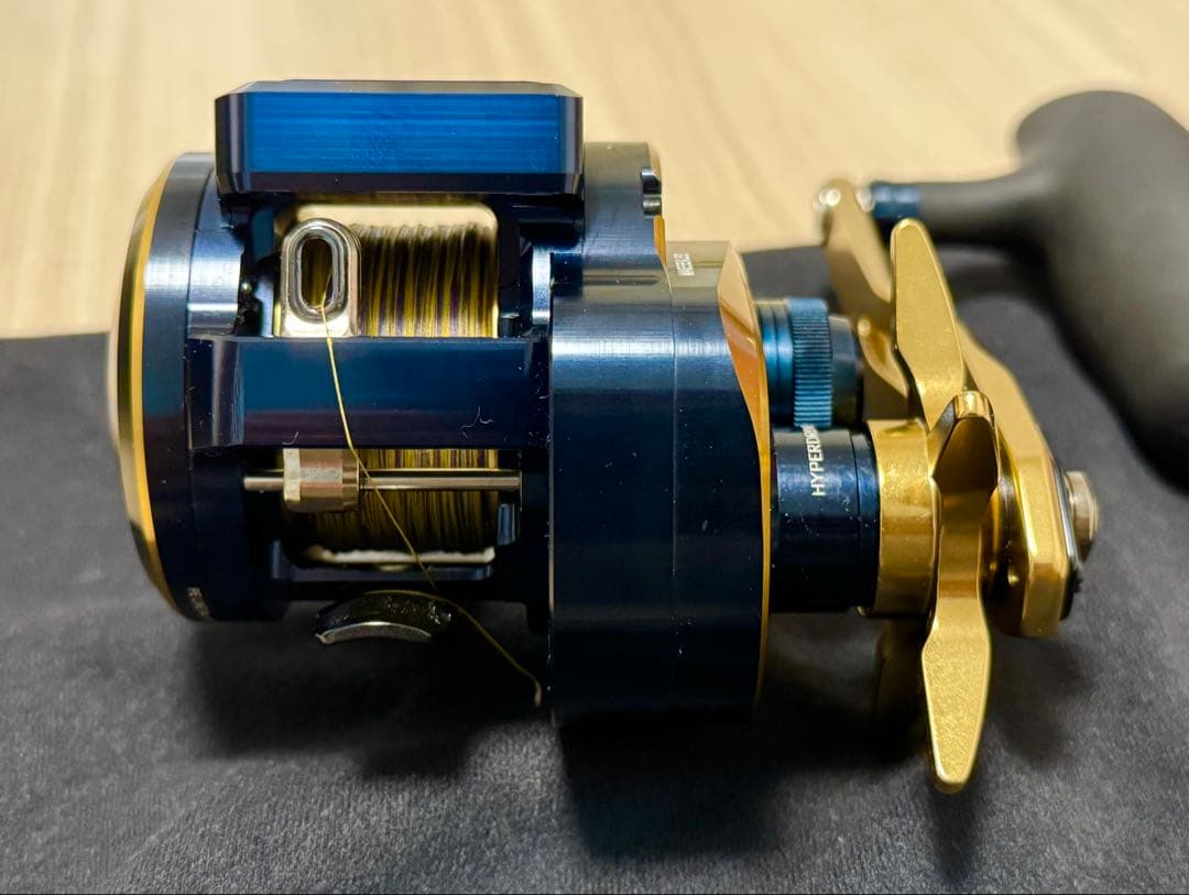 ダイワ ソルティガ DAIWA SALTIGA IC 300HL-SJ 中古美品