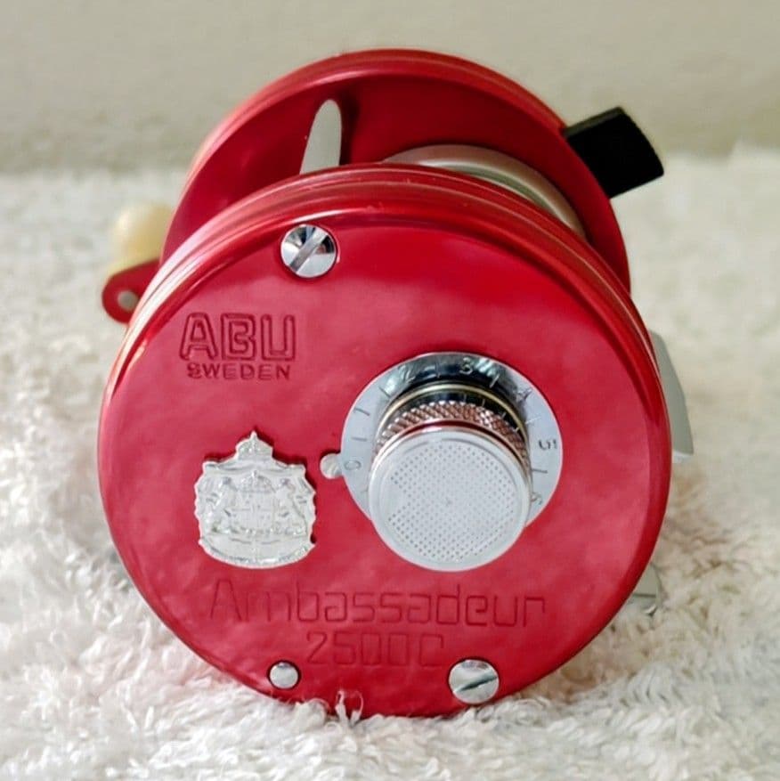 極美品 ABU アブ アンバサダー 2500C ノスタルジア レッド