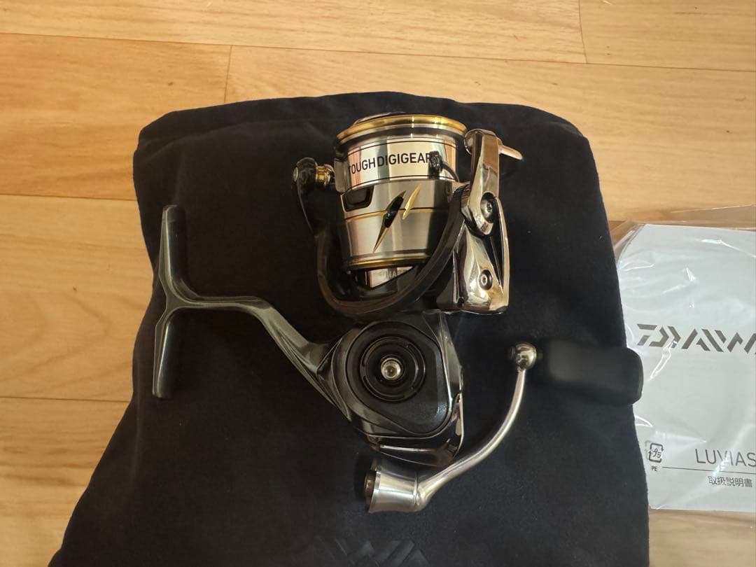 美品　ダイワ　20 ルビアス　2000