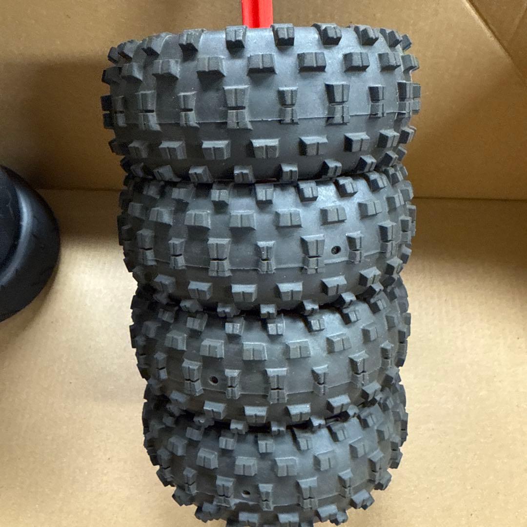 京商　インファーノ ME 3.0 1/8スケールラジコンカー　中古タイヤ付き