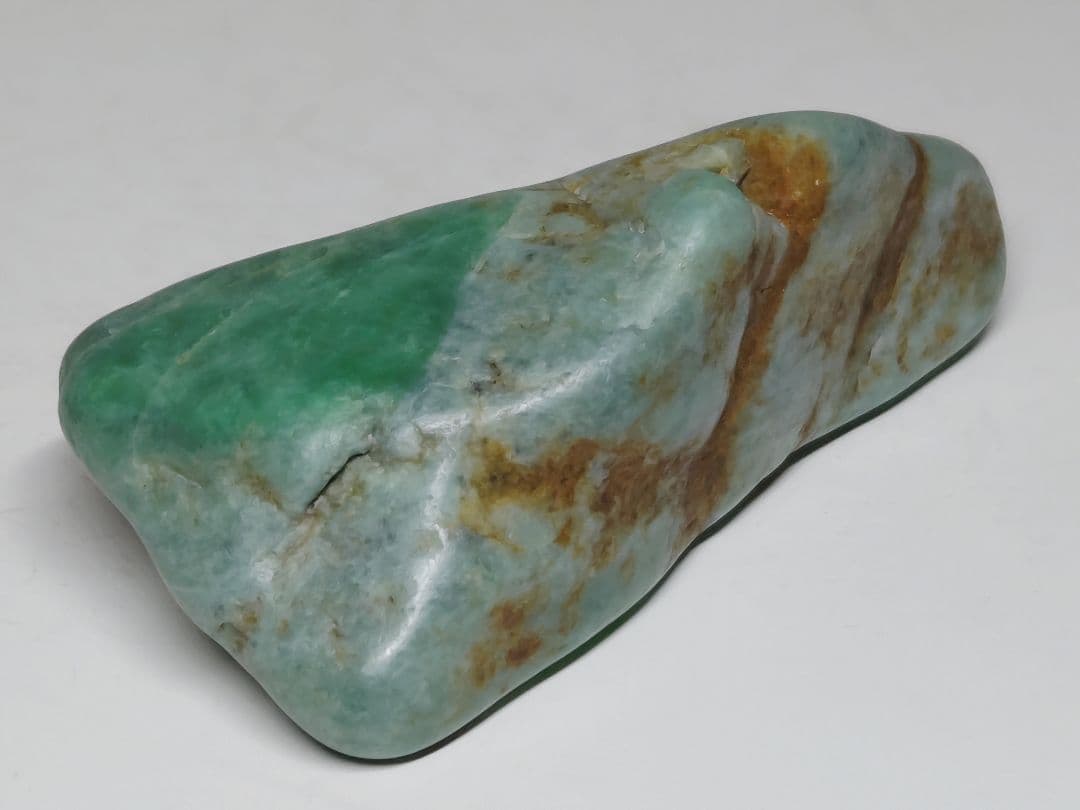 青緑 81g 翡翠 ヒスイ 原石 鑑賞石 自然石 誕生石 鉱物 鉱石 水石