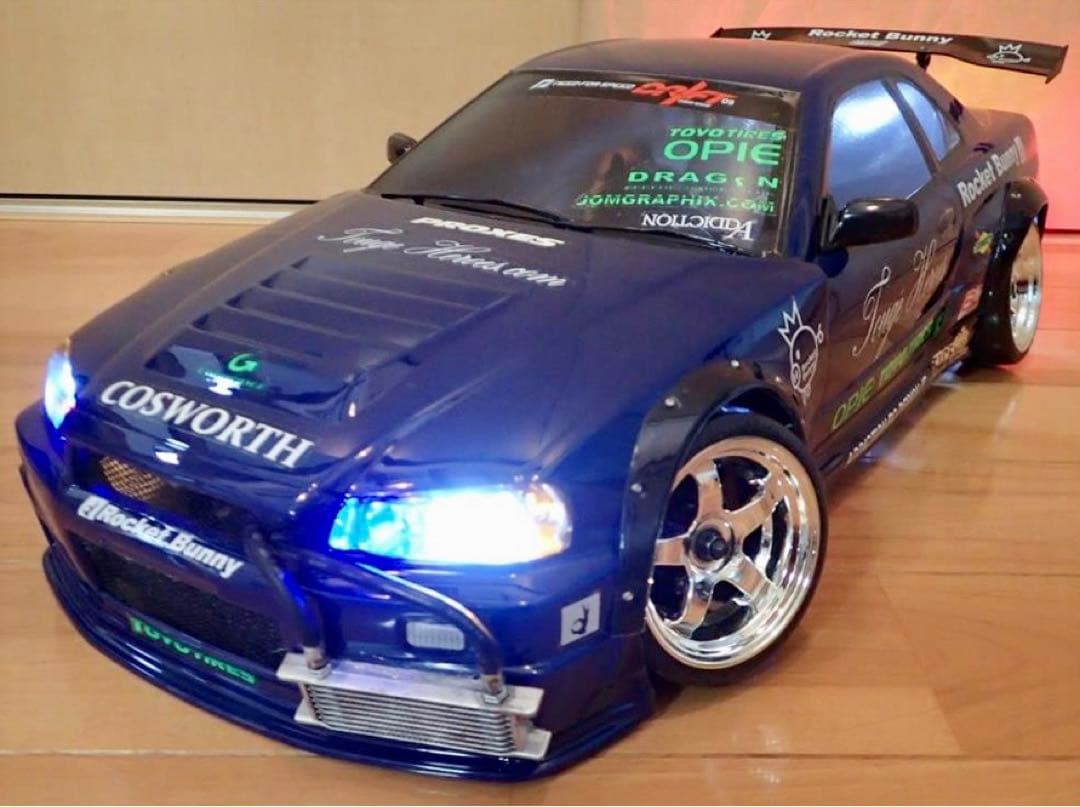 日産 ニスモ GT-R R34 Z-TUNE ボディ