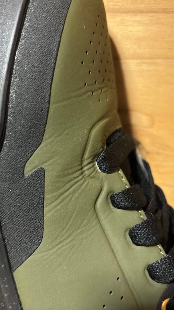 Giro latch フラットペダル用シューズ　ＭＴＢ