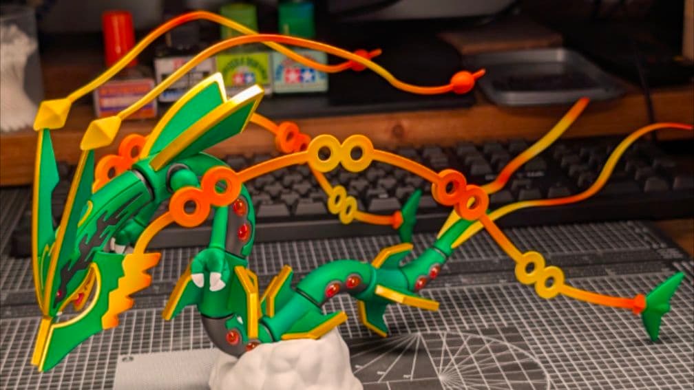 メガレックウザ　全塗装　完成品　ポケプラ　マッドキャンディ仕上げ