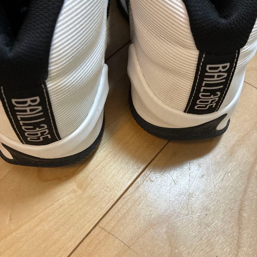 adidas BALL365バスケットボールシューズ