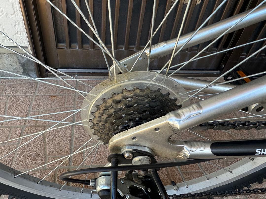 UGO 片山右京モデル　折りたたみ　マウンテンバイク26サイズ