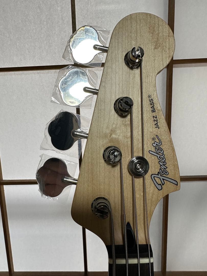 ベース FENDERJAPAN JAZZBASS