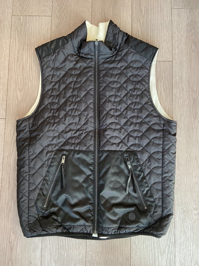 OBSIDIAN/オブシディアン　リバーシブルダウンベスト