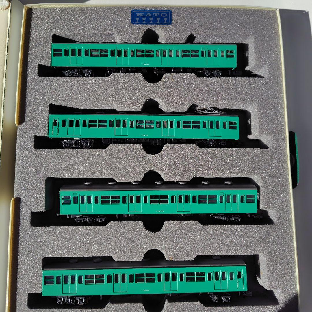 Nゲージ 鉄道模型 4両編成 緑色